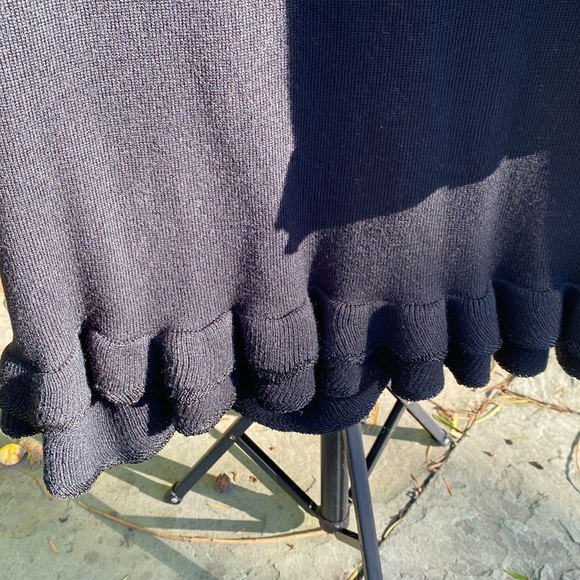 Elegant Black Ruffle Dress - Picture 3 of 6